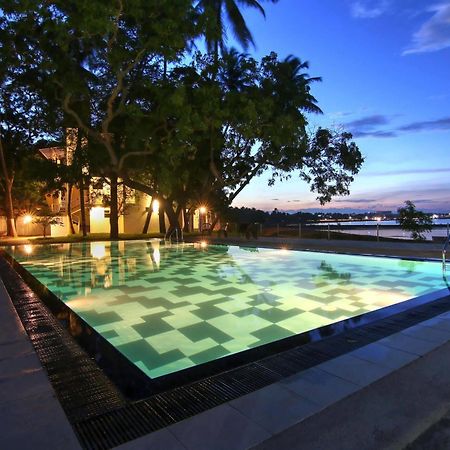 Jade Green Hotel هامبانتوتا المظهر الخارجي الصورة