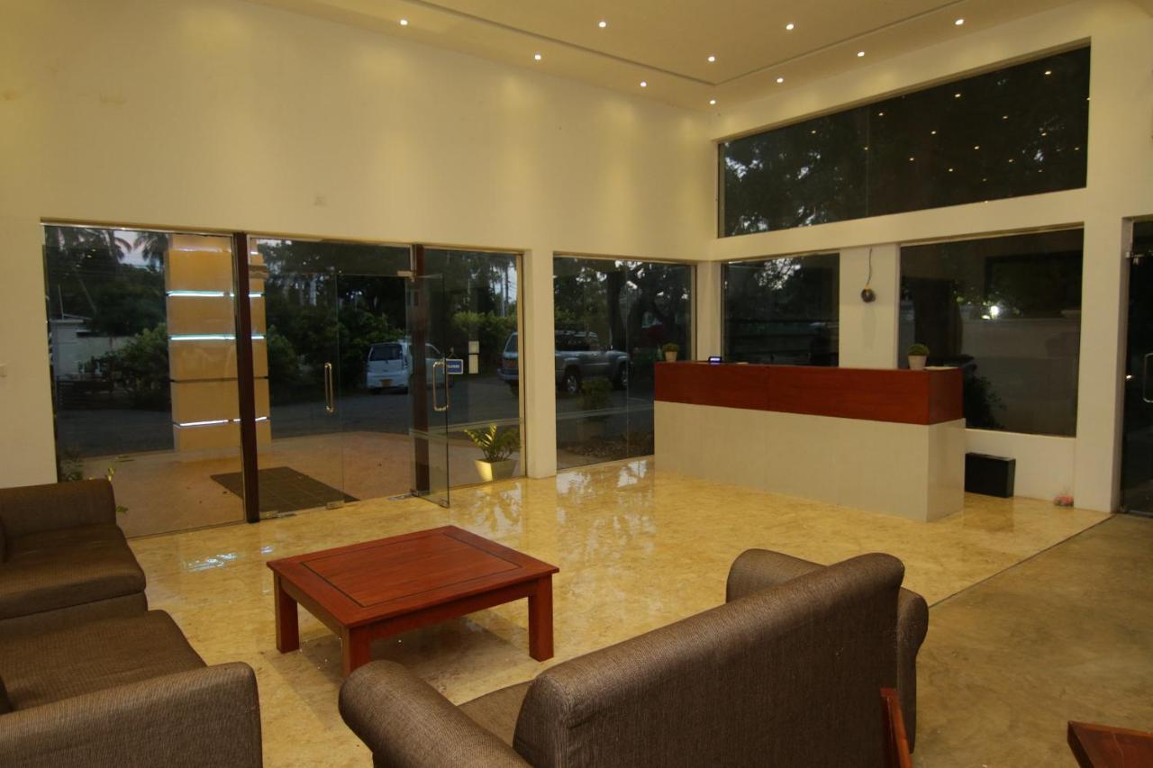 Jade Green Hotel هامبانتوتا المظهر الخارجي الصورة