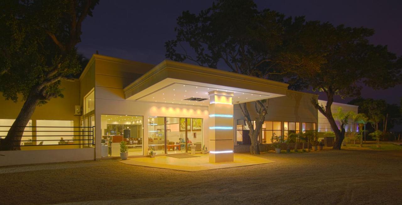 Jade Green Hotel هامبانتوتا المظهر الخارجي الصورة