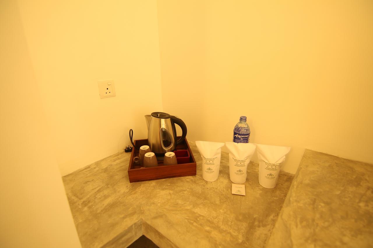 Jade Green Hotel هامبانتوتا المظهر الخارجي الصورة