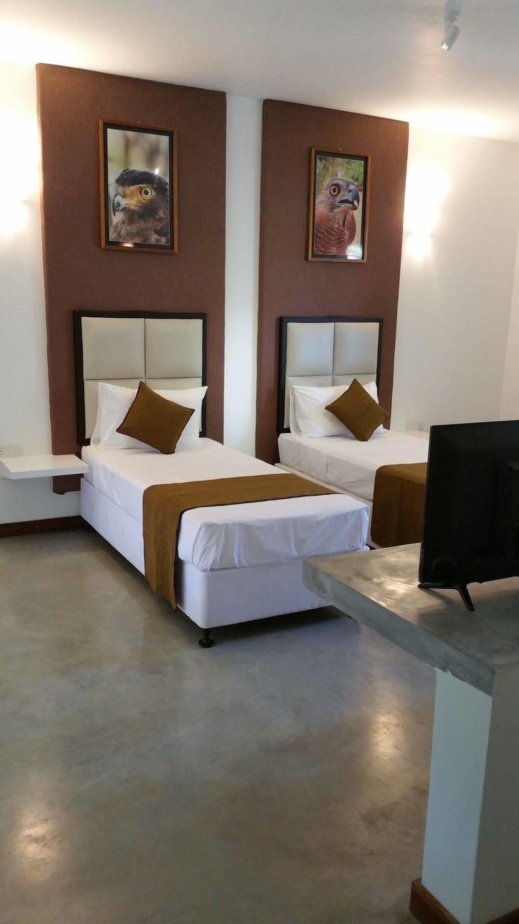 Jade Green Hotel هامبانتوتا المظهر الخارجي الصورة